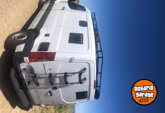 Utilitarios - Mercedes Benz Sprinter 2023 Diesel 93000Km - En Venta