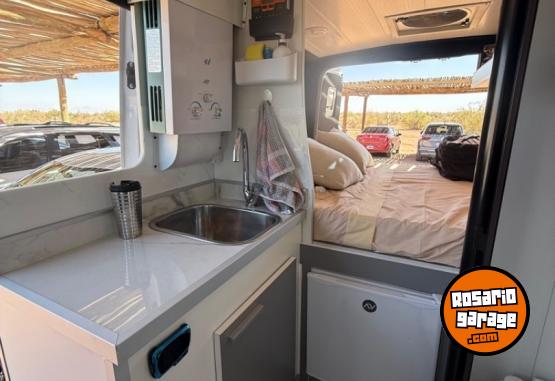 Utilitarios - Mercedes Benz Sprinter 2023 Diesel 93000Km - En Venta