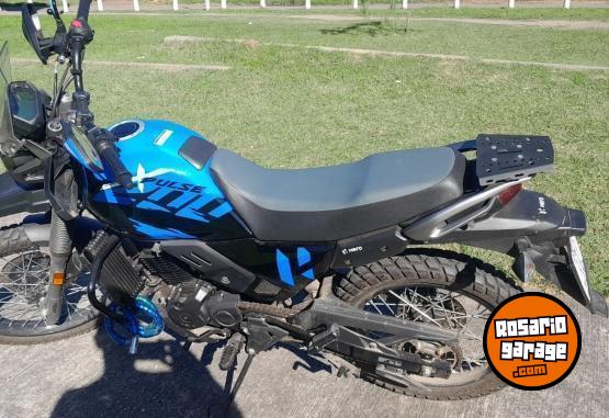 Motos - Hero XPULSE 200CC 2024 Nafta 1400Km - En Venta