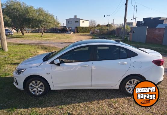 Autos - Chevrolet Onix Tech OnStar 2020 Nafta 48500Km - En Venta
