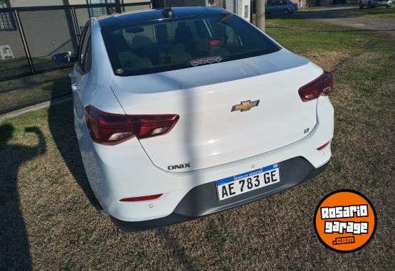 Autos - Chevrolet Onix Tech OnStar 2020 Nafta 48500Km - En Venta