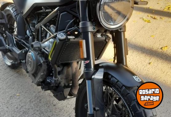 Motos - Husqvarna 401 2022 Nafta 11500Km - En Venta