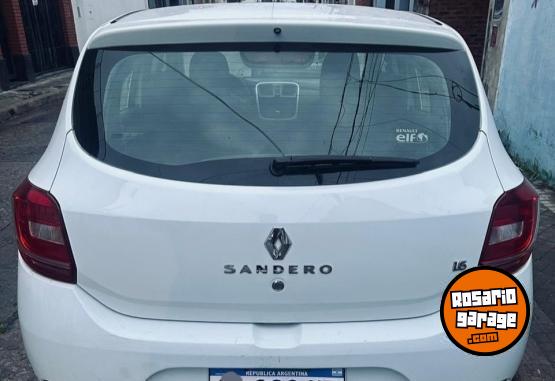Autos - Renault SANDERO 2017 Nafta 128000Km - En Venta