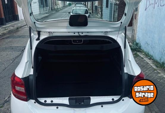 Autos - Renault SANDERO 2017 Nafta 128000Km - En Venta