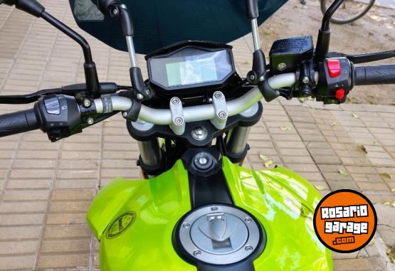 Motos - Benelli 180s 2022 Nafta 5700Km - En Venta