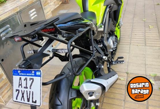 Motos - Benelli 180s 2022 Nafta 5700Km - En Venta