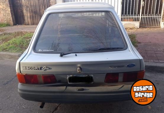 Autos - Ford Escort ghia 1989 GNC 100000Km - En Venta