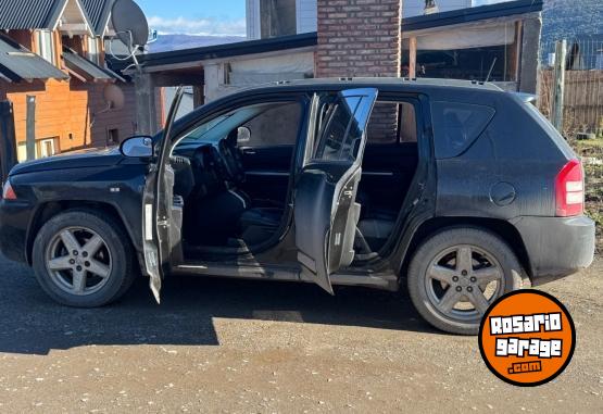 Camionetas - Jeep Compass, trakker, vitara, 2008 Nafta 157000Km - En Venta