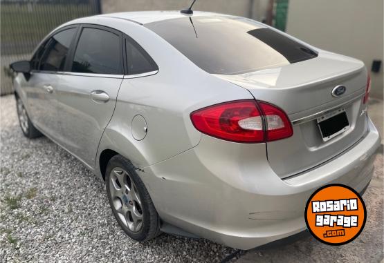 Autos - Ford Fiesta Kinetic Design 2012 Nafta 226000Km - En Venta
