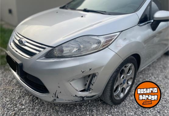 Autos - Ford Fiesta Kinetic Design 2012 Nafta 226000Km - En Venta