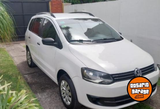Autos - Volkswagen Suran 2014 Nafta 145000Km - En Venta