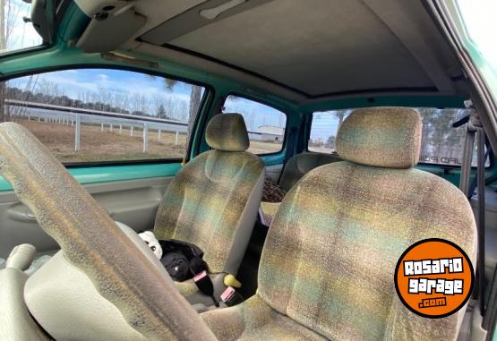 Autos - Renault Twingo 2000 Nafta 230000Km - En Venta