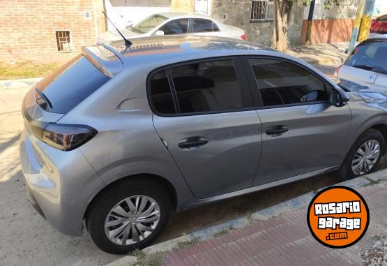 Autos - Peugeot 208 New Like 2023 Nafta 17500Km - En Venta