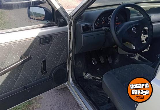 Autos - Fiat Uno Fire 2006 GNC 250000Km - En Venta