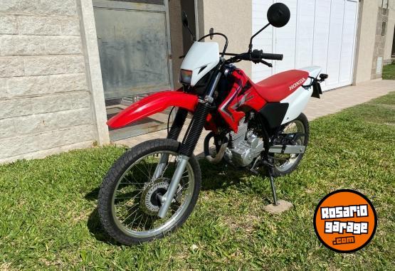 Motos - Honda Tornado XR 250 2014 Nafta 15000Km - En Venta