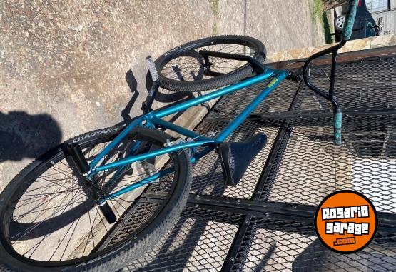 Deportes - Bicicleta BMX rod 26 california fad - En Venta