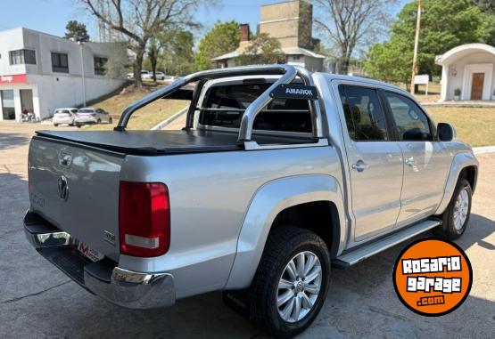 Camionetas - Volkswagen Amarok 2.0 Highline 4x4 A 2015 Diesel 198000Km - En Venta