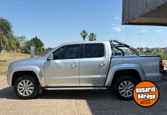 Camionetas - Volkswagen Amarok 2.0 Highline 4x4 A 2015 Diesel 198000Km - En Venta