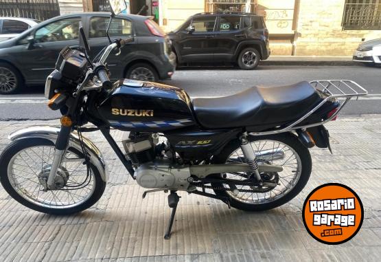 Motos - Suzuki AX100 2022 Nafta 15850Km - En Venta