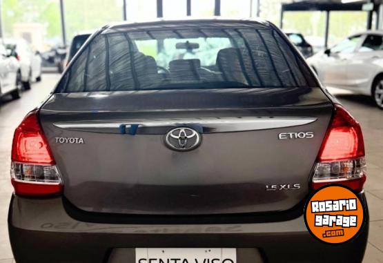 Autos - Toyota ETIOS XLS 1.5 2017 Nafta 126500Km - En Venta