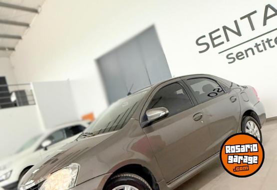 Autos - Toyota ETIOS XLS 1.5 2017 Nafta 126500Km - En Venta