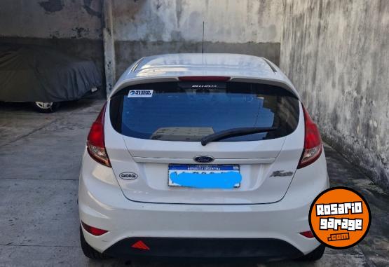 Autos - Ford Fiesta Kinetic Se 2016 2016 Nafta 140000Km - En Venta