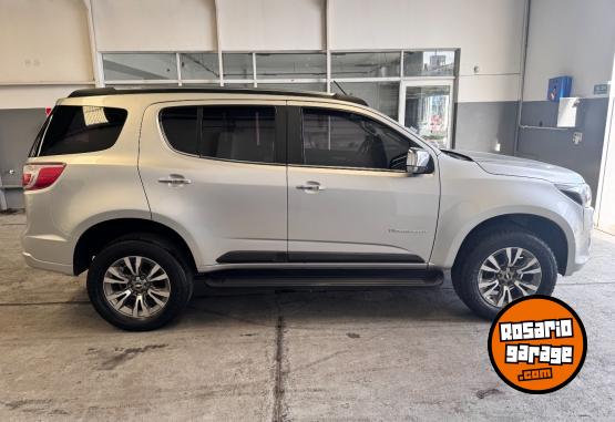 Camionetas - Chevrolet TRAILBLAZER LTZ 2018 Diesel 115000Km - En Venta