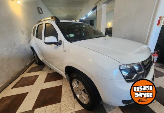 Camionetas - Renault Duster 2016 Nafta 96000Km - En Venta