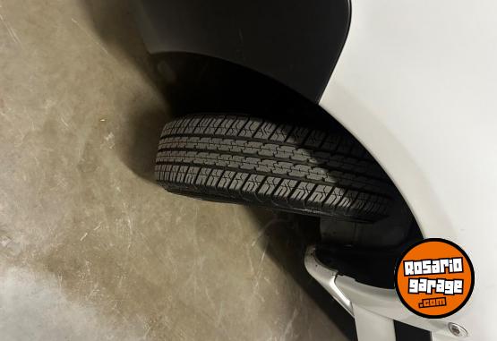 Utilitarios - Peugeot Partner mixta 1,6 nafta 2020 Nafta 91000Km - En Venta