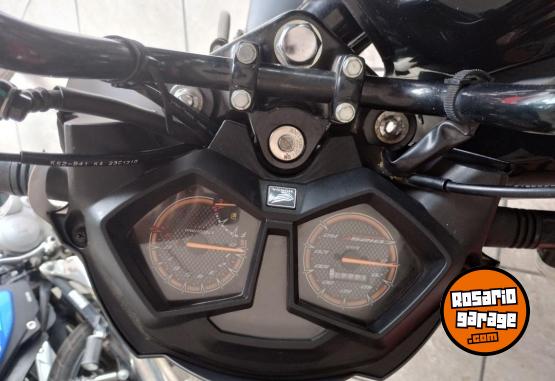 Motos - Honda Cb 125 TWISTER 2023 Nafta 14000Km - En Venta
