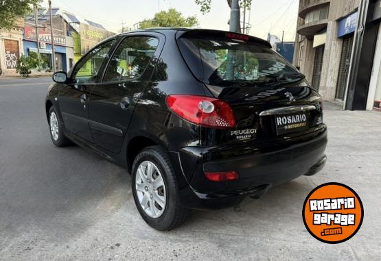 Autos - Peugeot 207 2011 Nafta 100000Km - En Venta