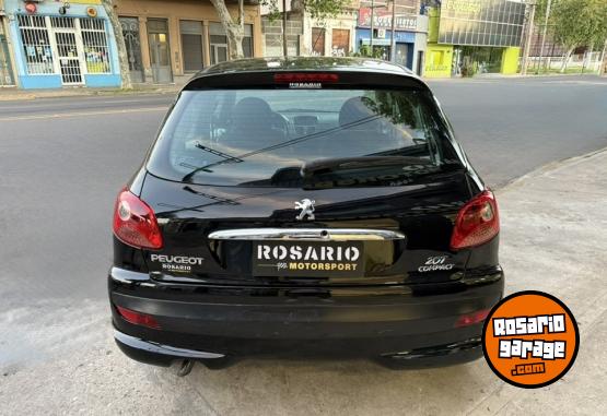 Autos - Peugeot 207 2011 Nafta 100000Km - En Venta