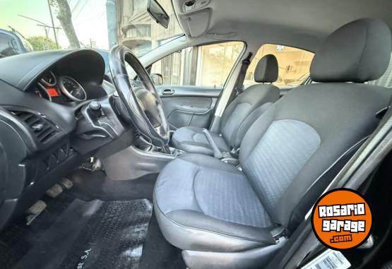 Autos - Peugeot 207 2011 Nafta 100000Km - En Venta