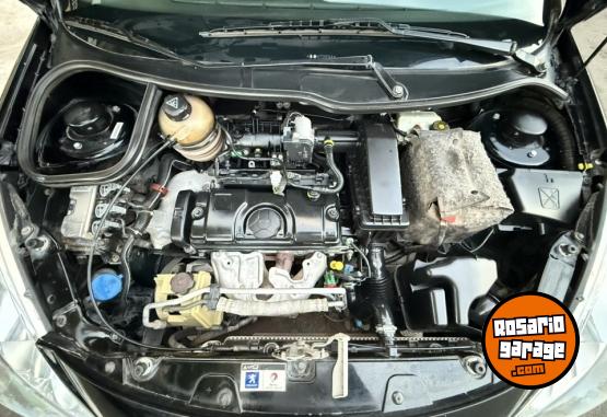 Autos - Peugeot 207 2011 Nafta 100000Km - En Venta