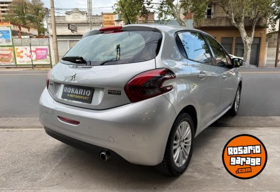 Autos - Peugeot 208 Allure 2018 Nafta 90000Km - En Venta