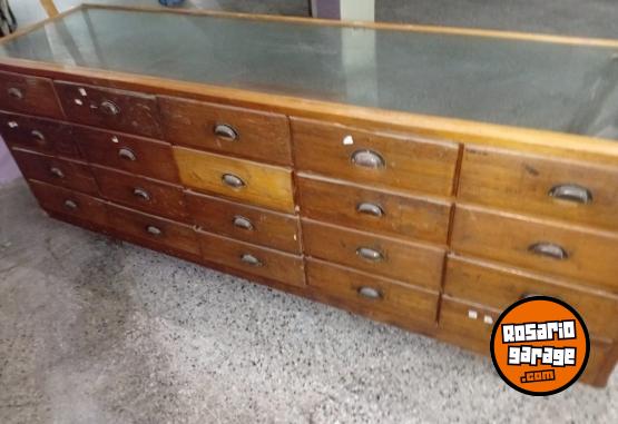 Hogar - Mostrador con cajonera - En Venta
