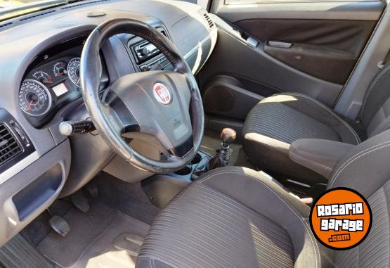 Autos - Fiat IDEA ESSENCE 2013 Nafta 145000Km - En Venta