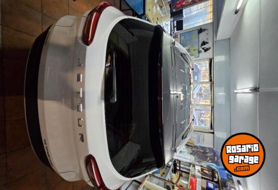 Camionetas - Jetour X70 2025 Nafta 16000Km - En Venta