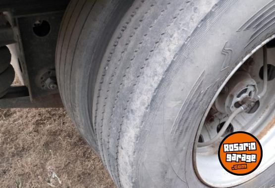 Camiones y Grúas - Semi cormetal - En Venta