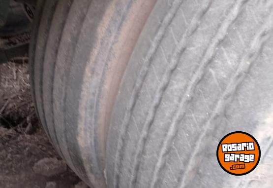Camiones y Grúas - Semi cormetal - En Venta
