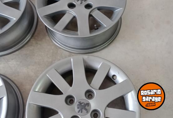Accesorios para Autos - Llantas Peugeot 207 original 15" - En Venta