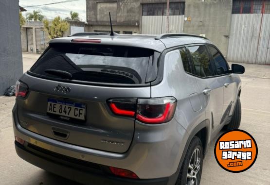 Camionetas - Jeep Compass Sport 2021 Nafta 86000Km - En Venta