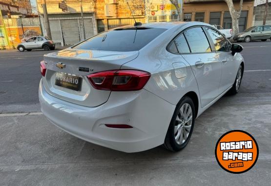 Autos - Chevrolet Cruze LT 2017 Nafta 100000Km - En Venta