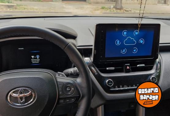 Autos - Toyota COROLLA CROSS SE-G 2022 Nafta 35000Km - En Venta