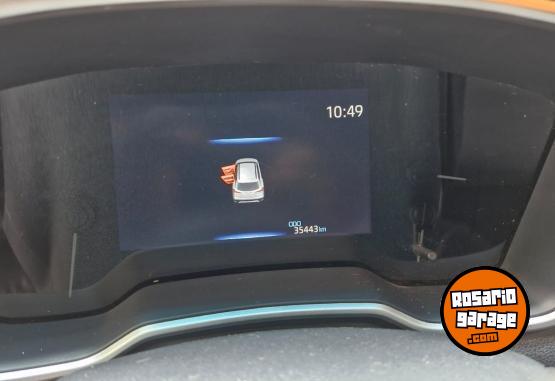 Autos - Toyota COROLLA CROSS SE-G 2022 Nafta 35000Km - En Venta