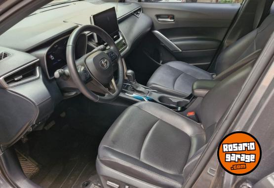 Autos - Toyota COROLLA CROSS SE-G 2022 Nafta 35000Km - En Venta