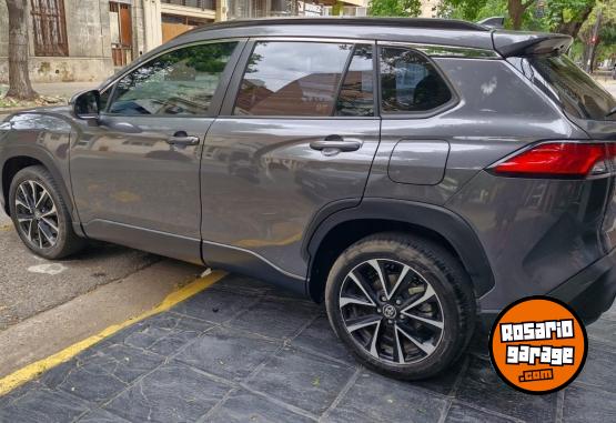 Autos - Toyota COROLLA CROSS SE-G 2022 Nafta 35000Km - En Venta