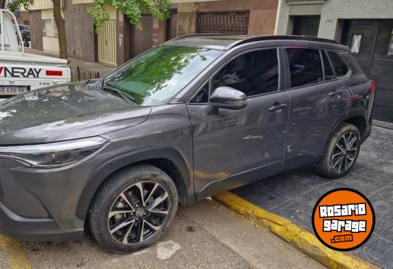 Autos - Toyota COROLLA CROSS SE-G 2022 Nafta 35000Km - En Venta