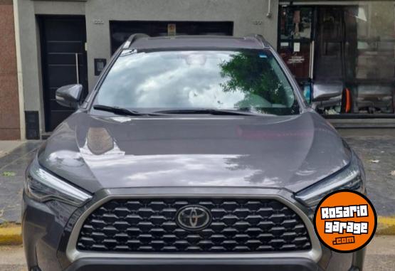 Autos - Toyota COROLLA CROSS SE-G 2022 Nafta 35000Km - En Venta
