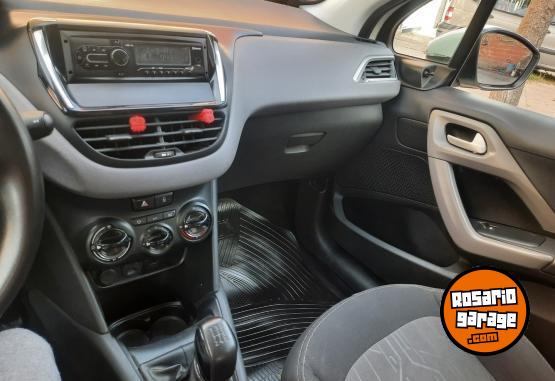 Autos - Peugeot 208 active 1.5 2017 Nafta 79000Km - En Venta